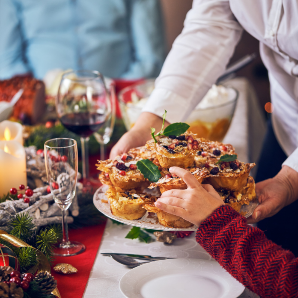 10 Tips To Help You Stay On Track This Holiday Season