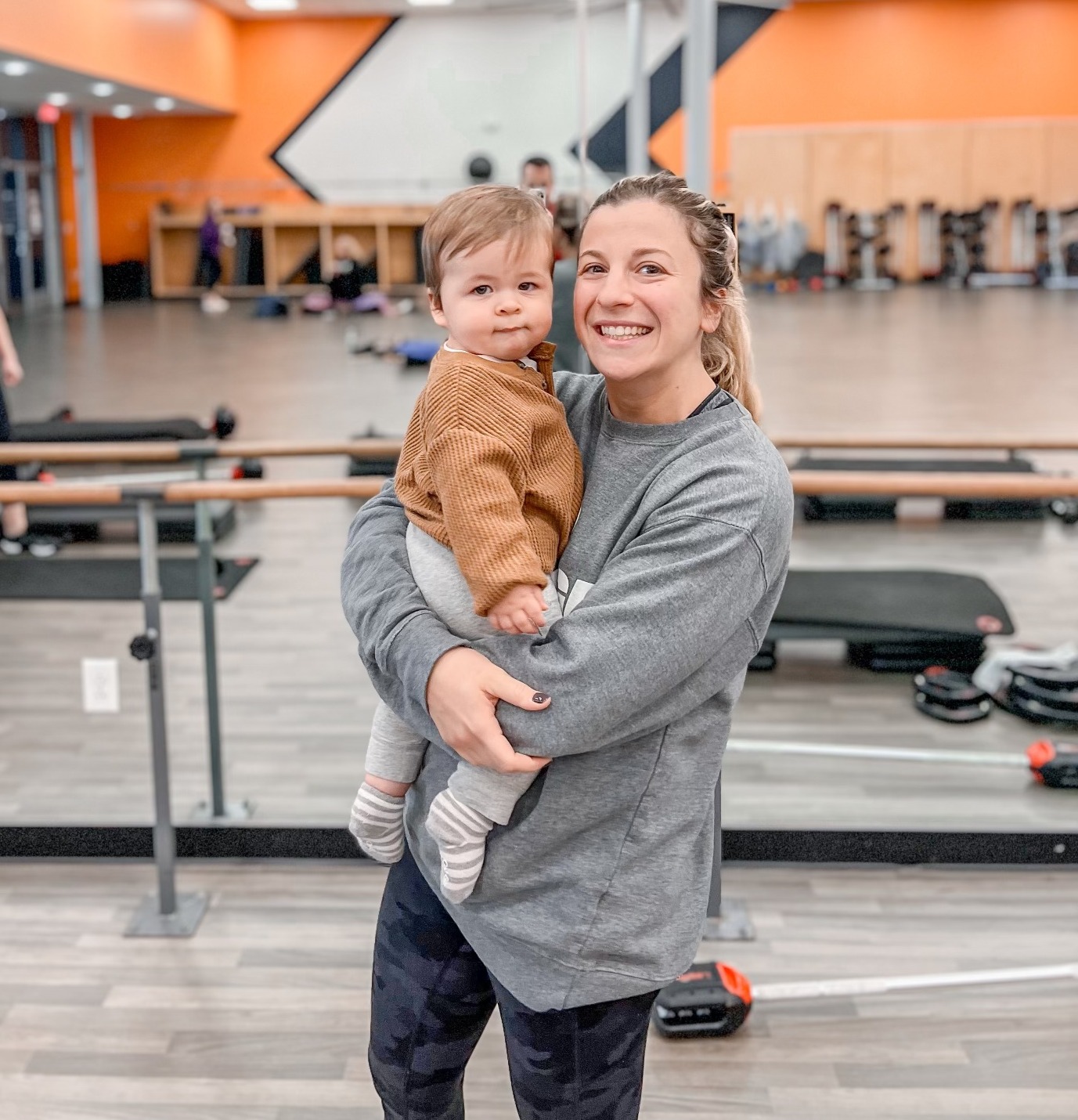 6 Tips For Gaining Pelvic Floor + Core Strength Postpartum